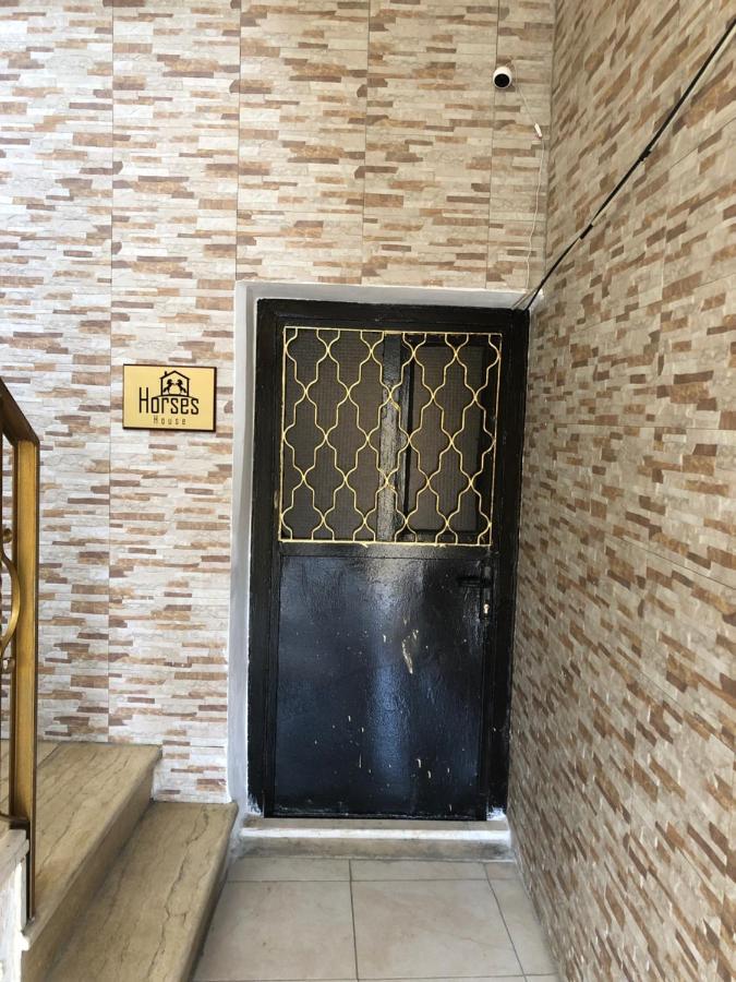 Horses House Karak Exterior foto